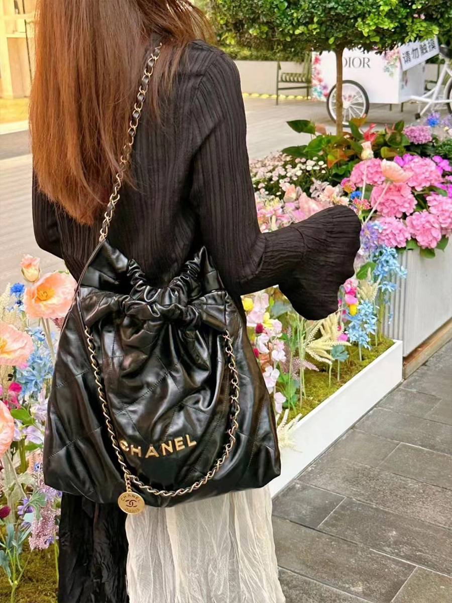 Chanel 22 Bag Small GHW
